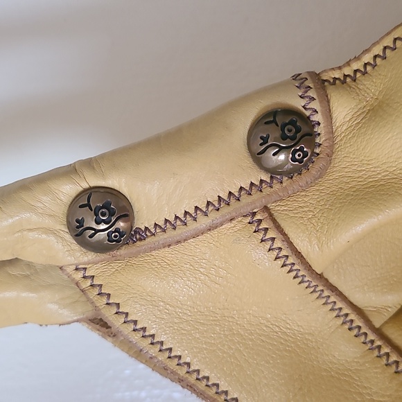 Lucky Brand Butter Leather Shoulder Bag - Picture 2 of 7